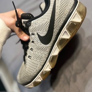 Size 8, Nike Tailwind 8s.